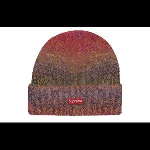 Supreme Gradient Stripe Beanie